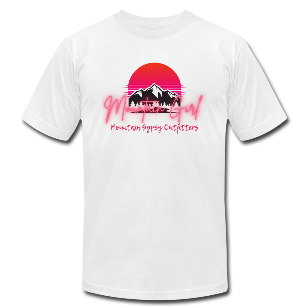 Mountain Girl Boyfriend Tee - white